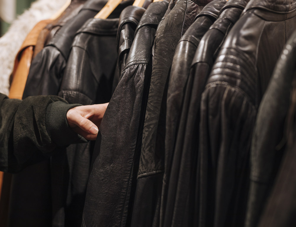 Veras Thrifting ανδρικά πανοφώρια