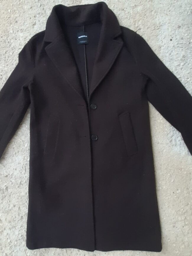 OVERSIZE ΜΑΚΡΥΜΑΝΙΚΟ ΗΜΙΠΑΛΤΟ ΠΑΝΩΦΟΡΙ ΜΕ ΤΣΕΠΕΣ